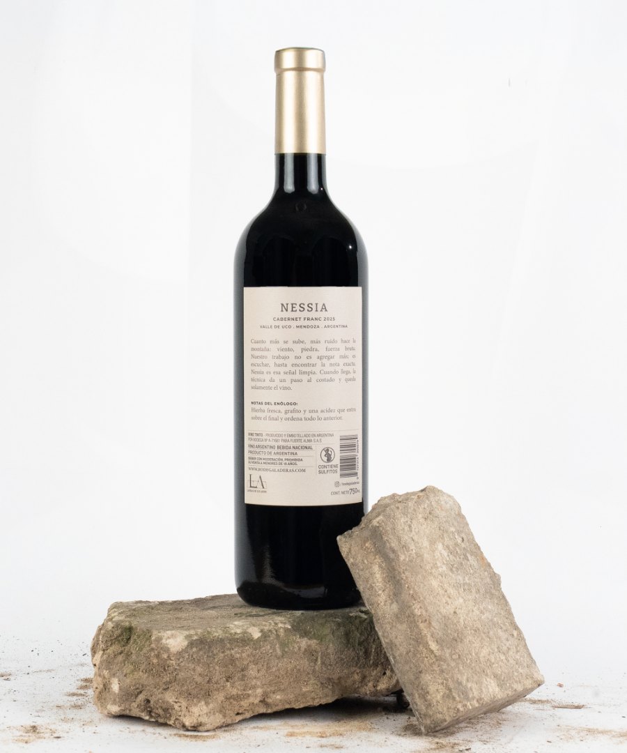 Nessia Cabernet Franc 2025 — contraetiqueta