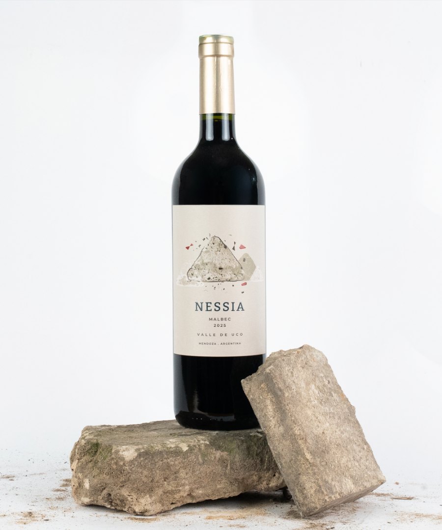 Nessia Malbec 2025 — frente
